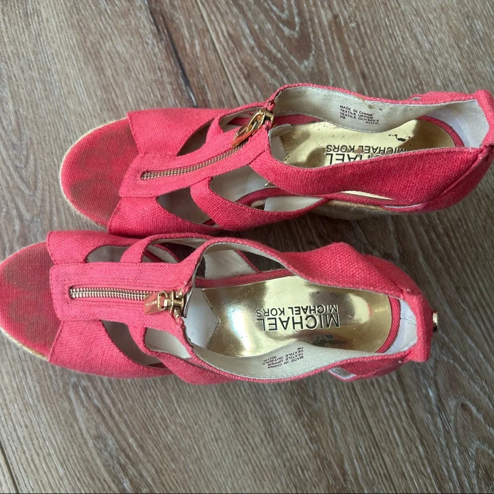 MICHAEL Michael Kors Wedges with Gold Zipper - Picture 6 of 10